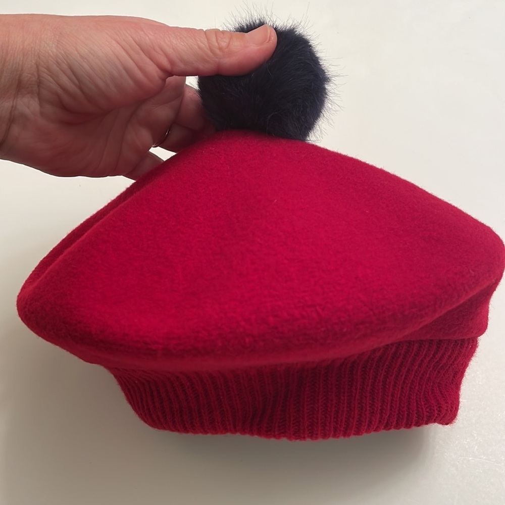 LAULHÈRE 100% wool child/youth French red beret hat. Size: 53 cms